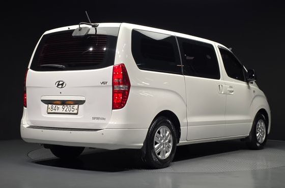 Hyundai Starex 5-Seater VAN Smart — пробег 211 294 км — фото 2 из 5