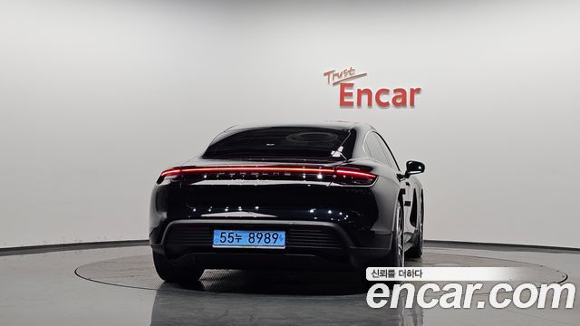 Porsche Taycan из Кореи Encar