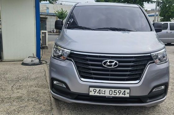 Hyundai Starex Van 5-Seater Modern — пробег 144 480 км — фото 1 из 5