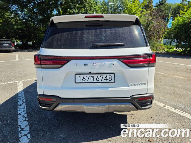 Lexus LX 700h Luxury — пробег 5 518 км — фото 4 из 5