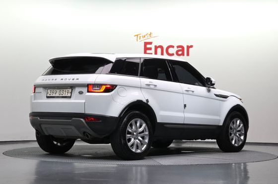 Land Rover Range Rover Evoque 2.0 TD4 SE — пробег 92 888 км — фото 2 из 5