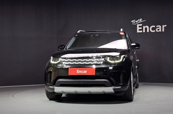 Land Rover Discovery 3.0 SD6 HSE Luxury — пробег 80 331 км — фото 3 из 5