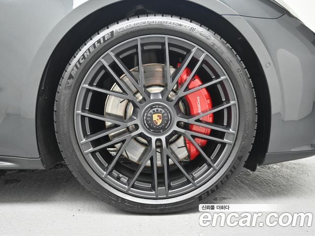 Porsche Panamera 4.0 GTS — пробег 2 250 км — фото 5 из 5