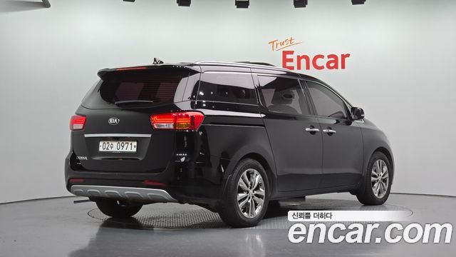 Kia Carnival из Кореи Encar