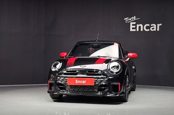 Mini Cooper Convertible JCW — пробег 10 951 км — фото 3 из 5