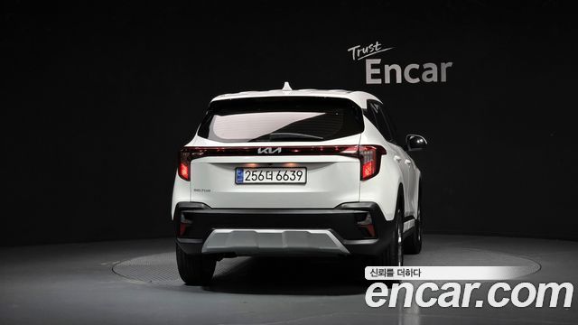 Kia Seltos из Кореи Encar