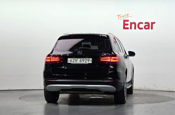 Mercedes-Benz GLC-Class GLC350e 4MATIC — пробег 60 695 км — фото 4 из 5