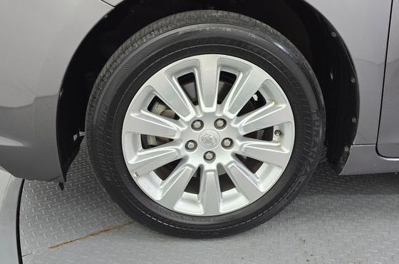Toyota Sienna 3.5 AWD — пробег 76 403 км — фото 5 из 5