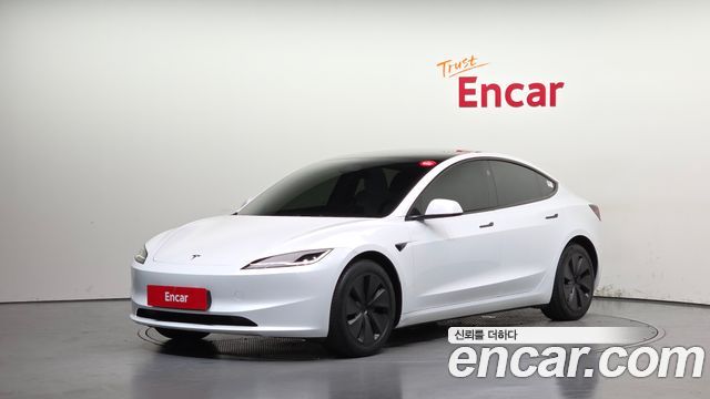 Tesla Model 3 RWD — пробег 22 615 км — фото 1 из 5