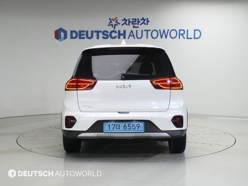 Kia Niro Earth — пробег 157 056 км — фото 4 из 5