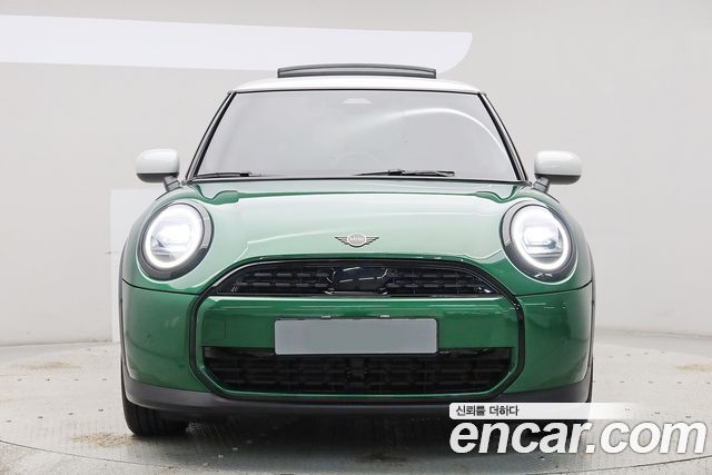 Mini Cooper Classic — пробег 7 708 км — фото 3 из 5