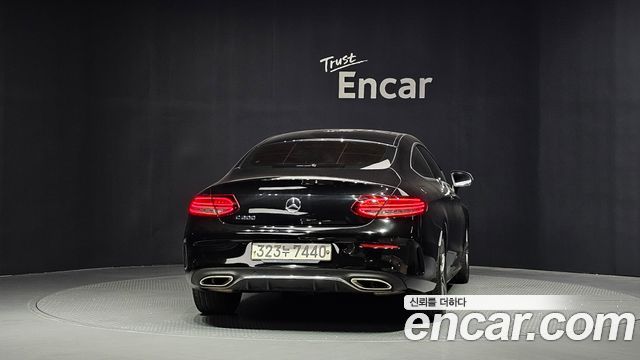 Mercedes-Benz C-Class из Кореи Encar
