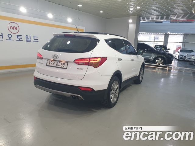 Hyundai Santafe Diesel(e-VGT) 2.0 2WD Premium — пробег 144 212 км — фото 4 из 5