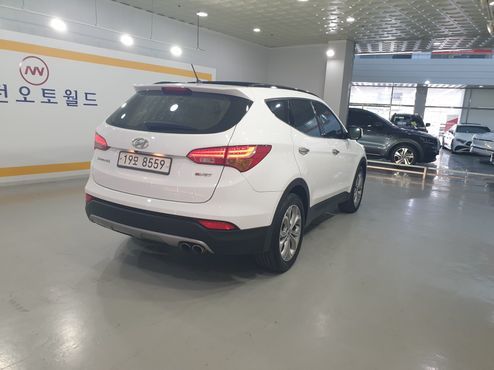 Hyundai Santafe Diesel(e-VGT) 2.0 2WD Premium — пробег 144 212 км — фото 4 из 5