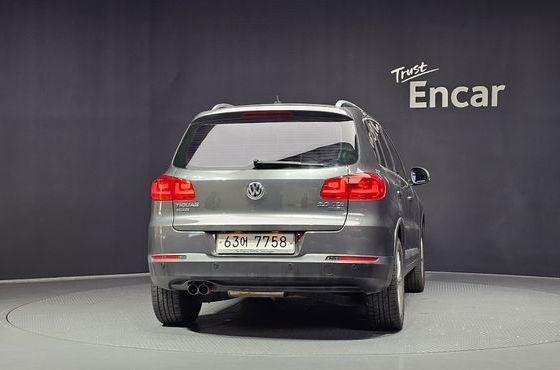 Volkswagen Tiguan 2.0 TDI Comfort 5N — пробег 124 726 км — фото 4 из 5