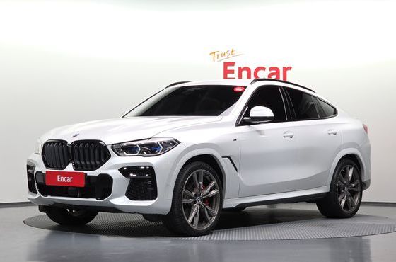 BMW X6 M50i — пробег 18 326 км — фото 1 из 5