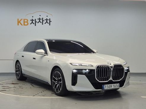 BMW 7-Series 740i xDrive M Sport — пробег 30 494 км — фото 4 из 5