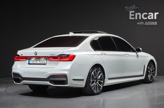 BMW 7-Series 740Li xDrive M Sport Package — пробег 86 036 км — фото 2 из 5