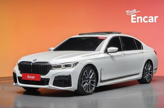 BMW 7-Series 740Li xDrive M Sport Package — пробег 86 036 км — фото 1 из 5