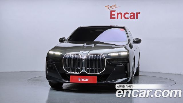 BMW i7 из Кореи Encar