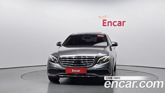 Mercedes-Benz E-Class из Кореи Encar