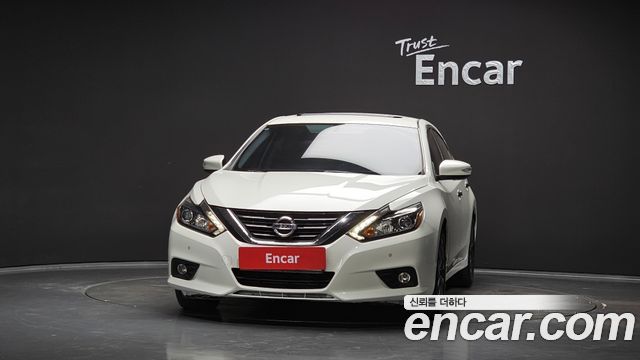 Nissan Altima из Кореи Encar