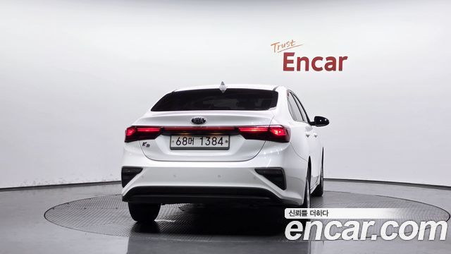 Kia K3 из Кореи Encar