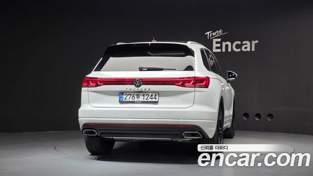 Volkswagen Touareg 3.0 TDI Prestige — пробег 14 897 км — фото 4 из 5