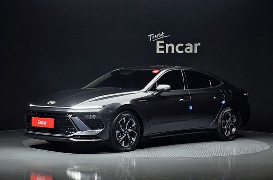 Hyundai Sonata 2.0 Exclusive — пробег 24 339 км — фото 1 из 5