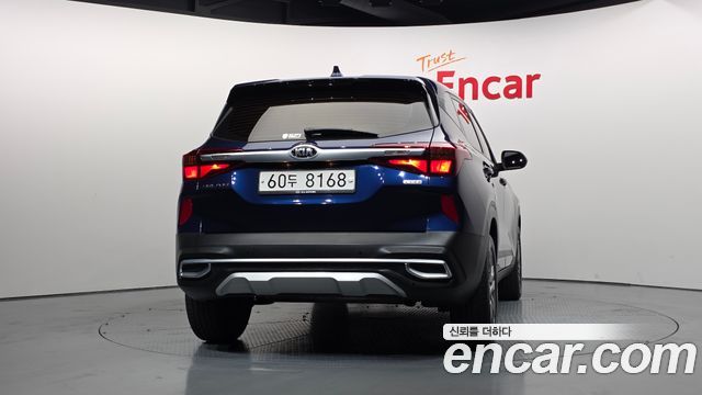 Kia Seltos из Кореи Encar