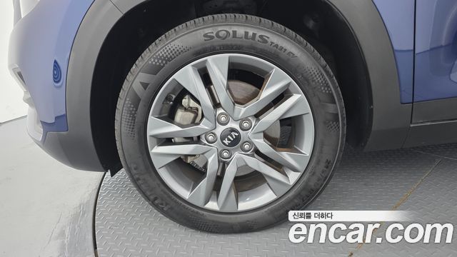 Kia Seltos из Кореи Encar
