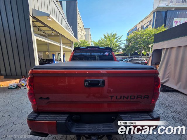 Toyota Tundra 5.7 — пробег 124 000 км — фото 2 из 5