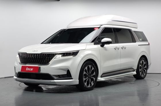 Kia Carnival Gasoline 7-Seater Hi-Limousine Signature — пробег 81 117 км — фото 1 из 5