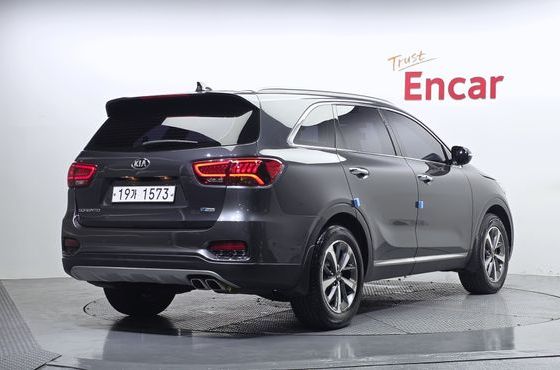 Kia Sorento Diesel 2.0 2WD Prestige — пробег 121 199 км — фото 2 из 5