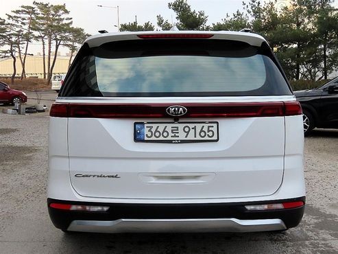 Kia Carnival Diesel 9-Seater Signature — пробег 149 300 км — фото 4 из 5
