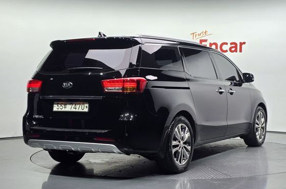 Kia Carnival 9-Seater Noblesse Special — пробег 94 506 км — фото 2 из 5