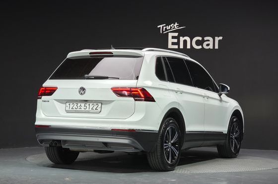 Volkswagen Tiguan 2.0 TDI Prestige — пробег 84 080 км — фото 2 из 5