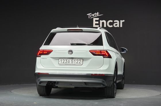 Volkswagen Tiguan 2.0 TDI Prestige — пробег 84 080 км — фото 4 из 5