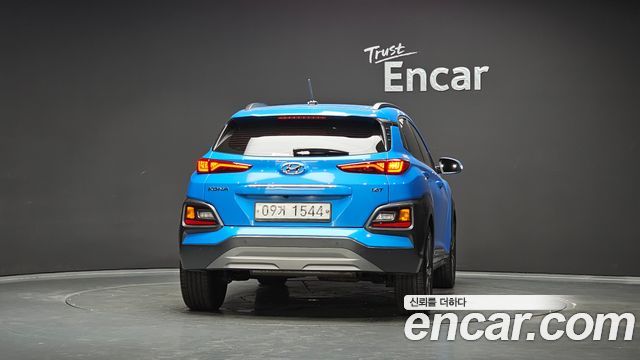 Hyundai Kona из Кореи Encar