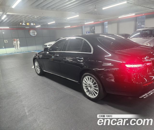 Mercedes-Benz E-Class E250 Exclusive — пробег 62 000 км — фото 3 из 5