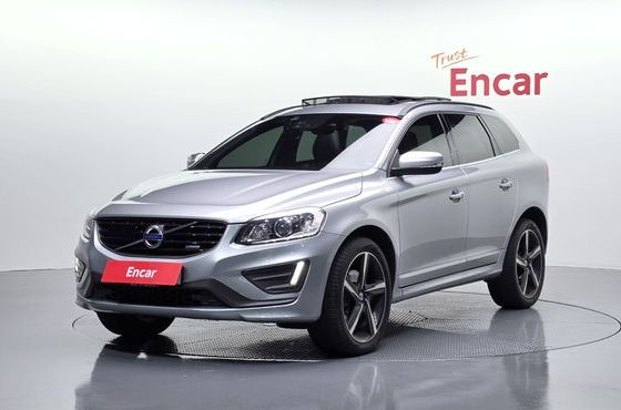Volvo XC60 T6 R-Design 1st — пробег 76 114 км — фото 1 из 5