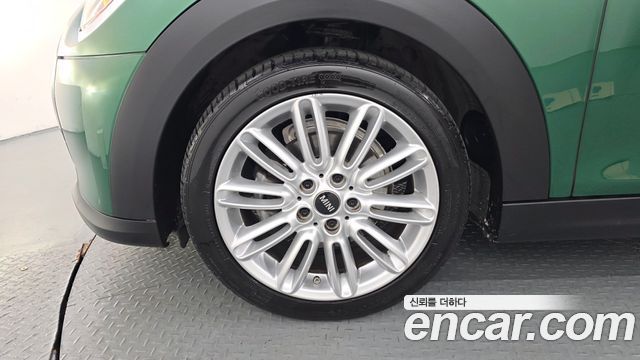 Mini Cooper из Кореи Encar