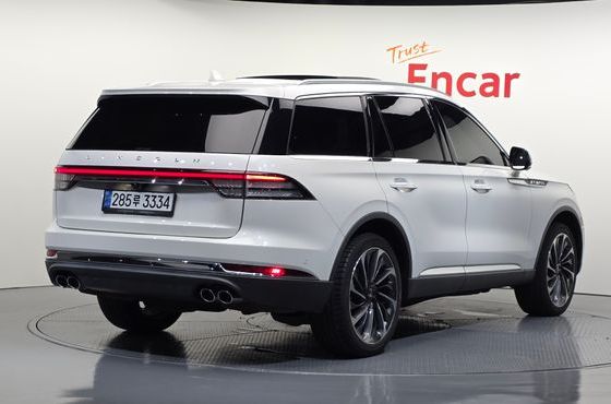 Lincoln Aviator 3.0 Reserve AWD — пробег 60 053 км — фото 2 из 5
