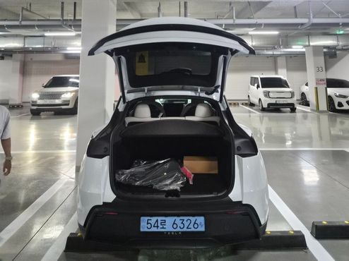 Tesla Model Y RWD — пробег 500 км — фото 5 из 5