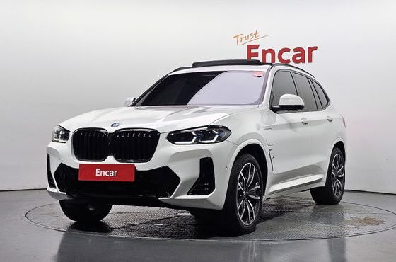 BMW X3 xDrive 30e M Sports Pro — пробег 25 275 км — фото 1 из 5