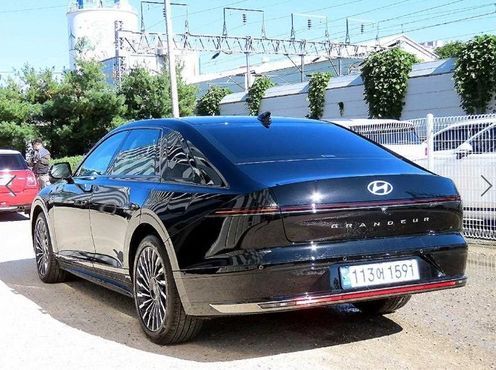Hyundai Grandeur 2,5 Gasoline 2WD Calligraphy — пробег 5 483 км — фото 3 из 5