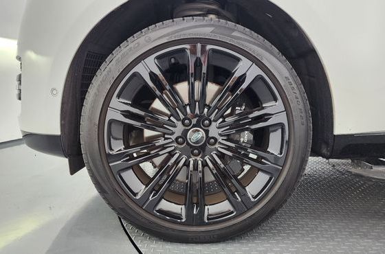 Land Rover Range Rover P530 Autobiography Long Wheel Base — пробег 31 123 км — фото 5 из 5