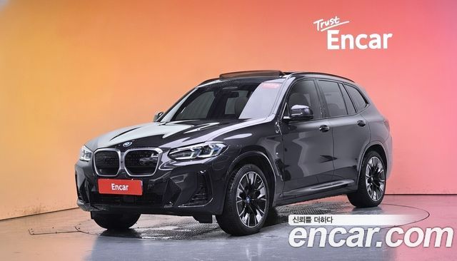 BMW iX3 M Sports — пробег 45 674 км — фото 1 из 5