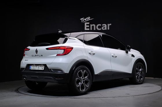 Renault (Samsung) Captur 1.3 TCe Edition Paris — пробег 50 528 км — фото 2 из 5