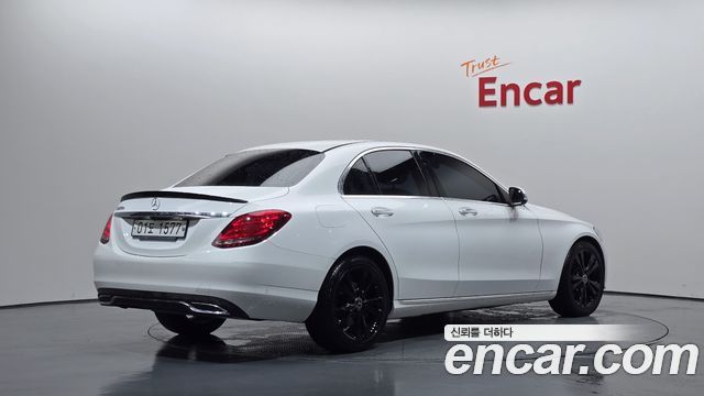 Mercedes-Benz C-Class из Кореи Encar